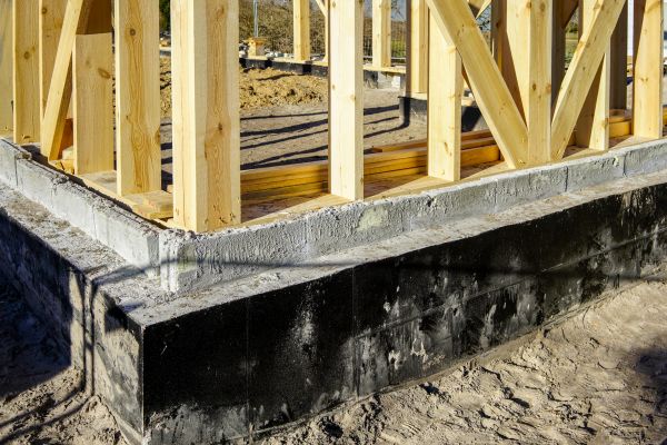 Sinking Foundation Lifting in Lake Zurich